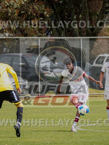Foto Huella & Gol