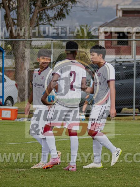 Foto Huella & Gol