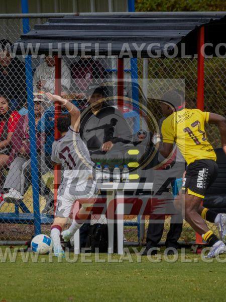 Foto Huella & Gol